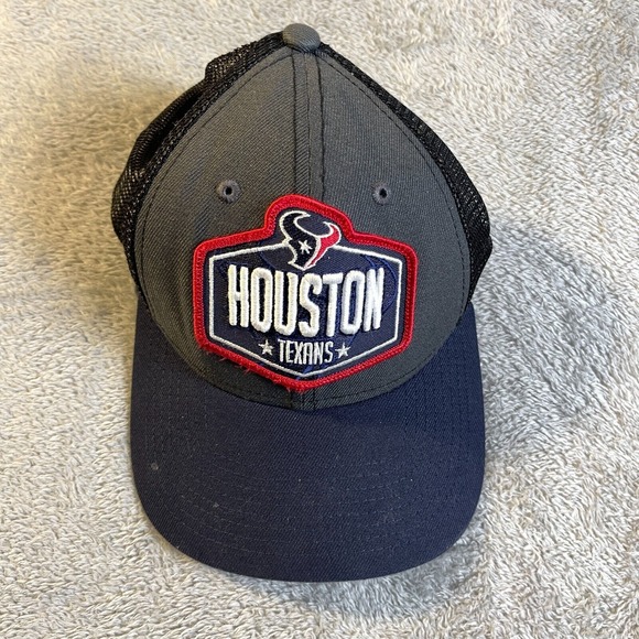 New Era Other - Houston Texans New Era 21 NFL Draft Day‎ Trucker Hat 39THIRTY Flex Mesh Snapback